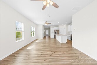 18010 Stark Wy in Charlotte, NC - Building Photo - Building Photo