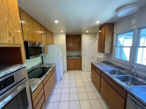 2477 Pacheco St in Concord, CA - Building Photo - Building Photo