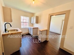 727 Henderson Ave in Rossville, GA - Building Photo - Building Photo