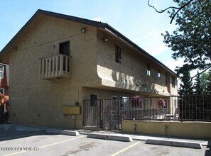 524 Eyak Dr in Anchorage, AK - Building Photo - Building Photo