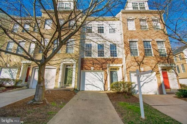 property at 5427 Chieftain Cir
