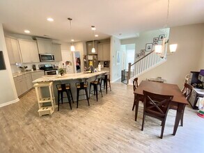 112 Sago Palm Dr in Bluffton, SC - Building Photo - Building Photo