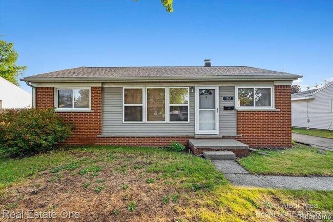 1361 Duncan Ave in Ypsilanti, MI - Building Photo - Building Photo