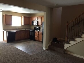 13771 Post Oak Ln in Platte City, MO - Building Photo - Building Photo