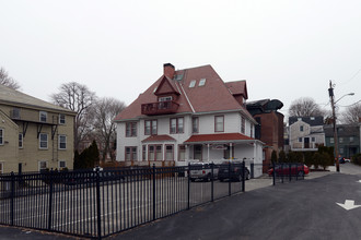 39 Touro St in Newport, RI - Building Photo - Building Photo