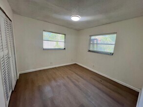 3321 Grove Rd, Unit Right Side in Boynton Beach, FL - Building Photo - Building Photo