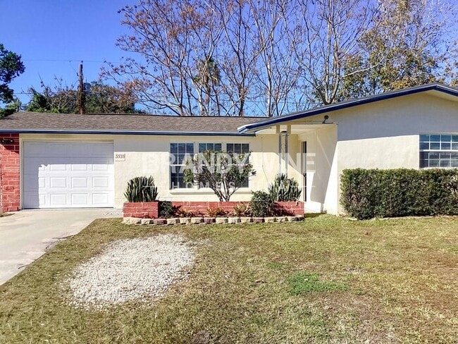 property at 3535 Devonshire Dr