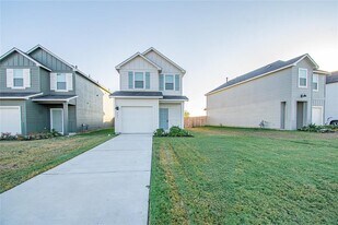 201 Varner Way in Maxwell, TX - Building Photo