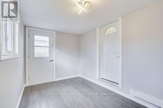 354 Jean Talon St in Ottawa, ON - Building Photo - Building Photo