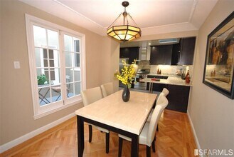 1643 Moraga St, Unit Upper Level in San Francisco, CA - Foto de edificio - Building Photo