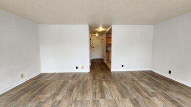280 Marin Blvd, Unit 4R in Jersey City, NJ - Building Photo - Building Photo