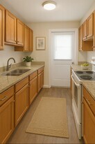 Colony House of Westshore in Tampa, FL - Building Photo