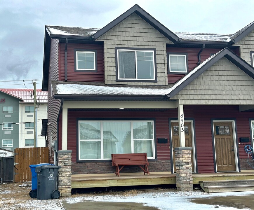 8405-8487 87 St in Fort St John, BC - Building Photo