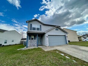11307 Narrowleaf Dr in Indianapolis, IN - Building Photo - Building Photo