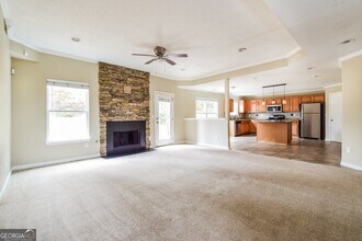 3368 Amhurst Pkwy in College Park, GA - Foto de edificio - Building Photo