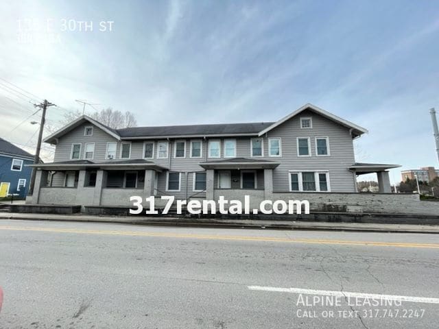 property at 135 E 30th St