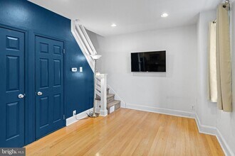 2700-14 South St in Philadelphia, PA - Foto de edificio - Building Photo