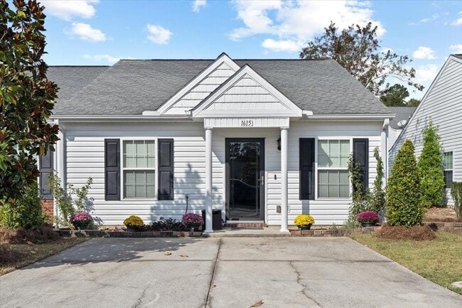 property at 1615 Emma St