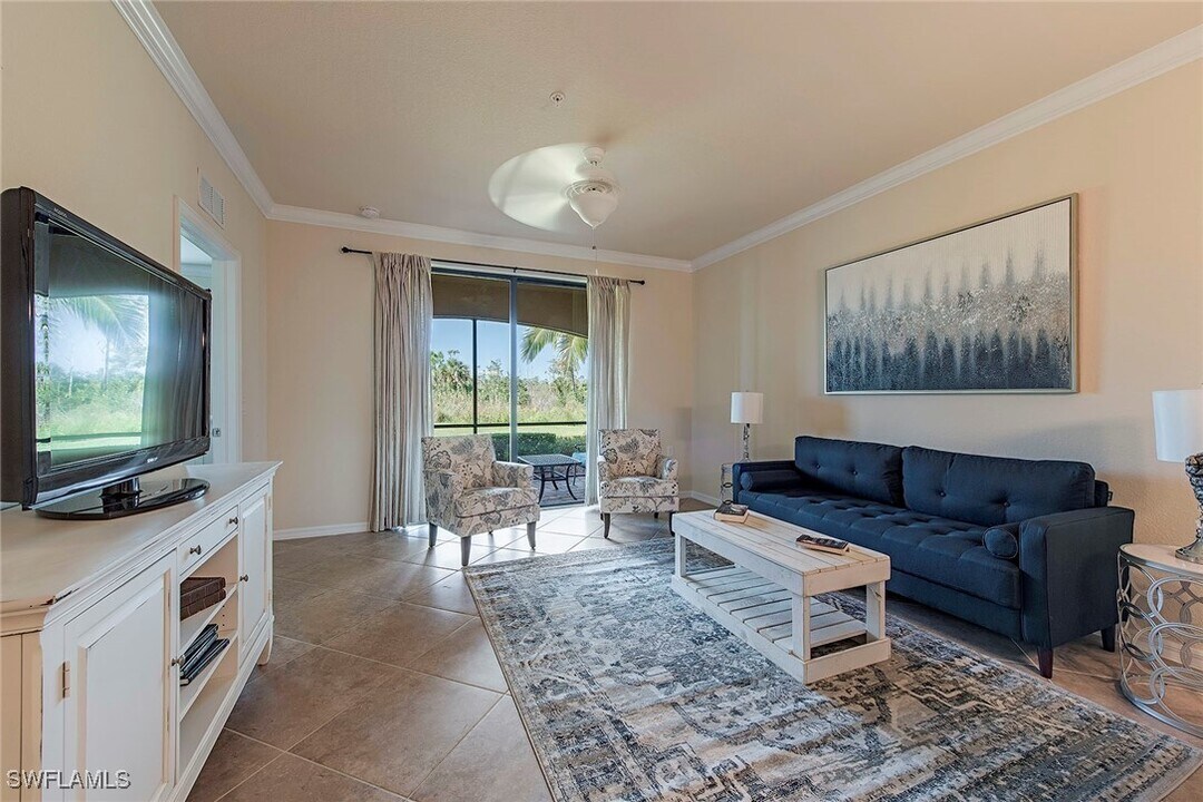 9815 Giaveno Ct in Naples, FL - Building Photo