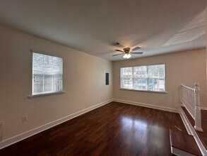 1221 Winifred Dr in Tallahassee, FL - Building Photo - Building Photo