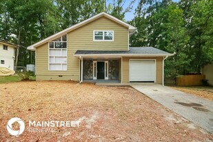6745 Buckhurst Trail in Atlanta, GA - Building Photo