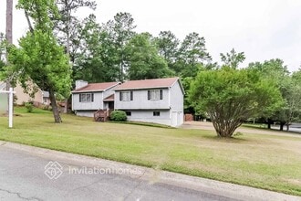 4899 Hawk Trail in Marietta, GA - Building Photo - Building Photo