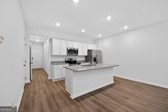 140 Hazel Dr in Mcdonough, GA - Building Photo - Building Photo