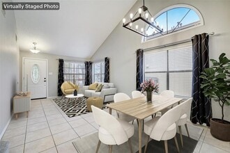 12801 Steeple-Chase Dr in Austin, TX - Building Photo - Building Photo