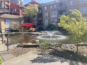 3-223 Rialto Ct in New Westminster, BC - Building Photo - Building Photo