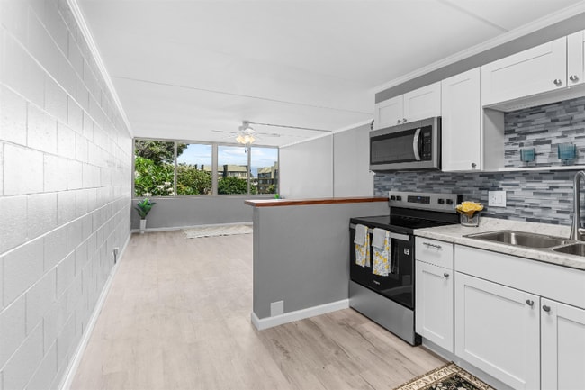 property at 111 Kahului Beach Rd