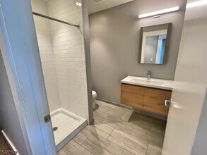 58 New St in Newark, NJ - Building Photo - Building Photo