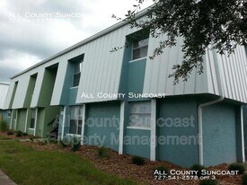 7450 35th St N in Pinellas Park, FL - Building Photo