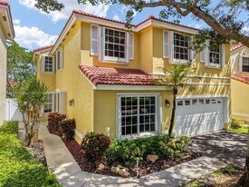 909 Garnet Cir in Weston, FL - Building Photo