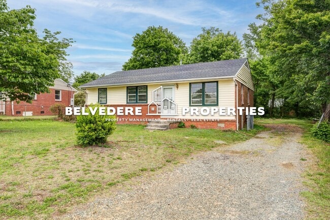1607 Eastwood Ave in Greensboro, NC - Building Photo - Building Photo