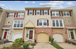 7813 Flager Cir in Manassas, VA - Building Photo