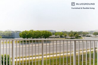 1299 Corporate Dr in Westbury, NY - Foto de edificio - Building Photo