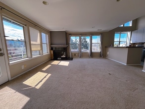 915 6th Ave N in Seattle, WA - Building Photo - Building Photo