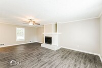 2871 Quinbery Dr, Unit 902 in Snellville, GA - Foto de edificio - Building Photo