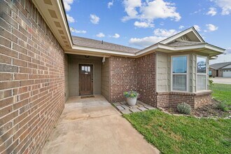 1138 Jones Ave in Yale, OK - Building Photo - Building Photo