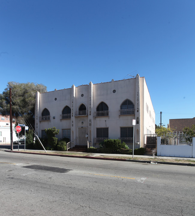 4886 Lexington Ave in Los Angeles, CA - Building Photo - Building Photo