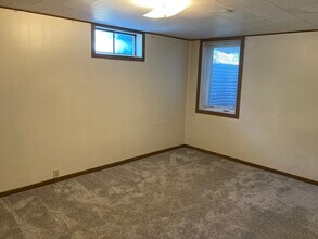 2922 K Ave in Kearney, NE - Foto de edificio - Building Photo