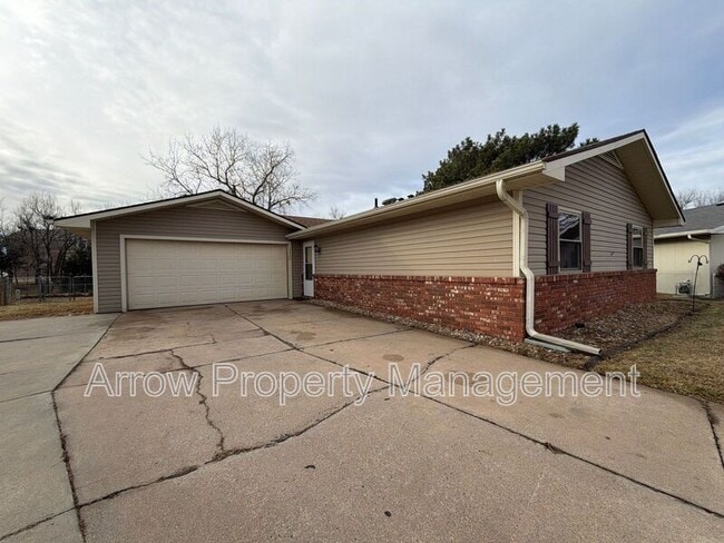 property at 1117 SW 10th Cir