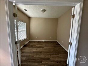 11 River Rock Rd in Savannah, GA - Building Photo - Building Photo