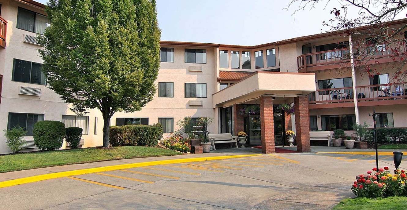 Rogue Valley Senior Apartments in Grants Pass, OR - Foto de edificio