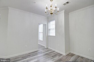 6506 Wiltshire Dr-Unit -103 in Frederick, MD - Building Photo - Building Photo