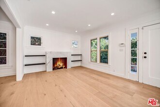 951 Hilldale Ave in West Hollywood, CA - Building Photo - Building Photo