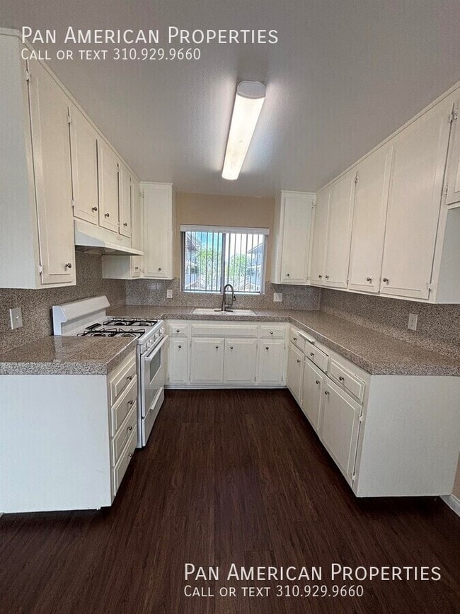 property at 812 N Azusa Ave