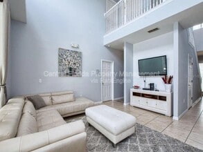 2937 Sunset Vista Blvd in Kissimmee, FL - Building Photo - Building Photo