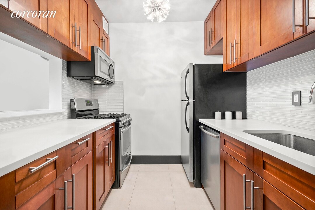 88 Greenwich St-Unit -: 420 in New York, NY - Building Photo