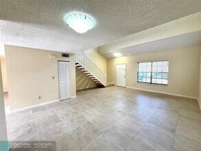 12159 SW 52nd Ct in Cooper City, FL - Building Photo - Building Photo